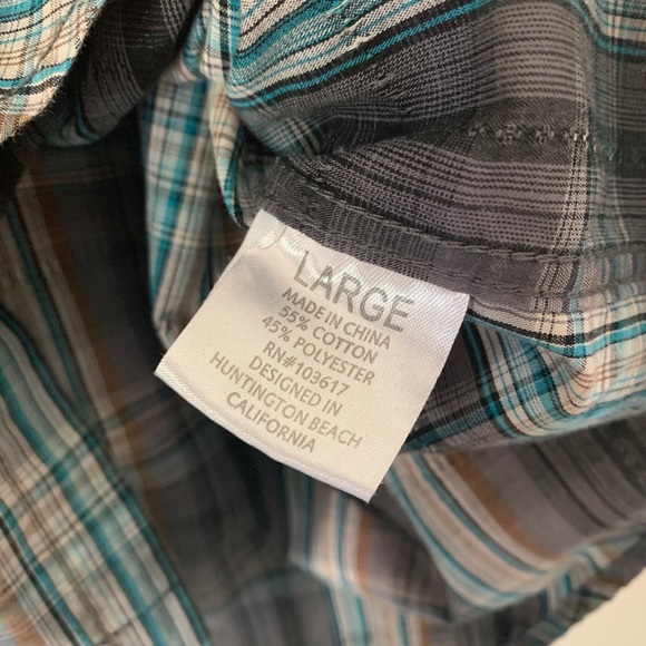 MultiColor Coastal Button down - Picture 3 of 6